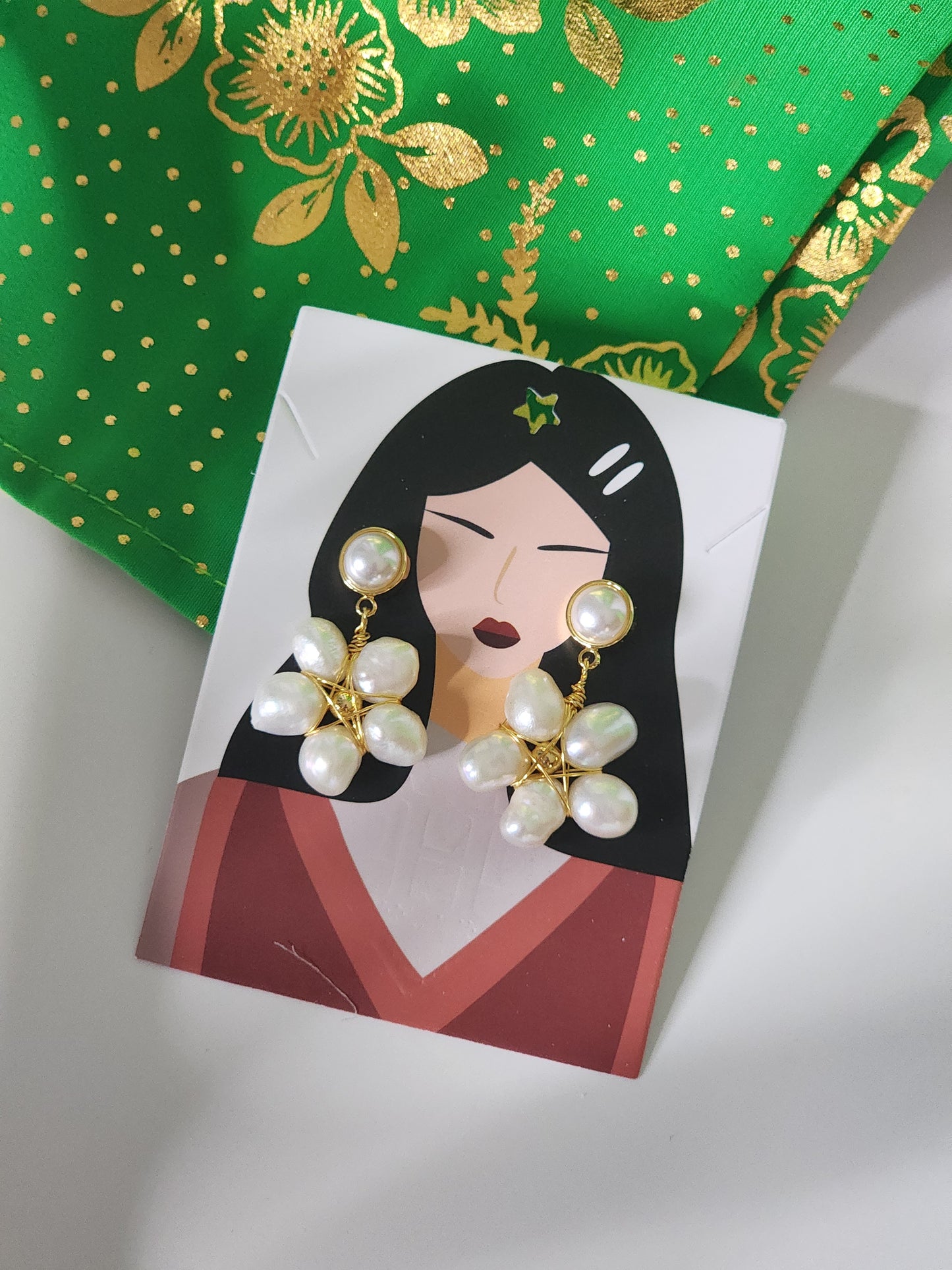Rosé Aura Dangle Earrings